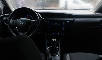 Toyota Auris completo