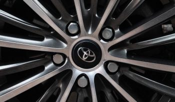 Toyota Auris completo