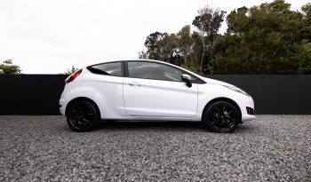 Ford Fiesta 1.25 82 Edition completo