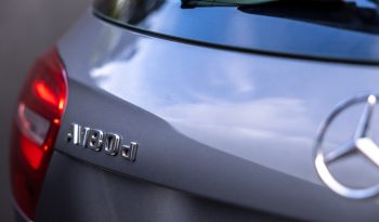 Mercedes A180 Fleet Pack Urban completo