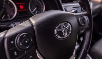 Toyota Auris D-4D Business completo