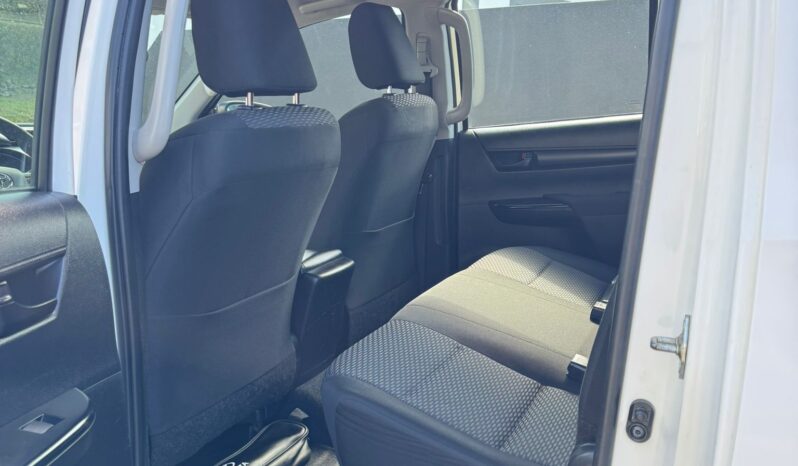 Toyota Hilux D-4D 2020 completo