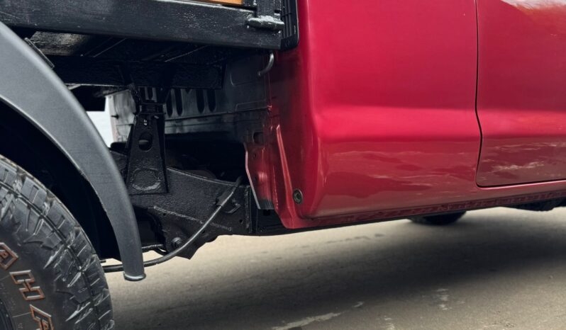 Toyota Hilux D-4D 4WD completo