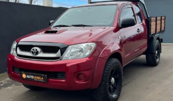 Toyota Hilux D-4D 4WD completo