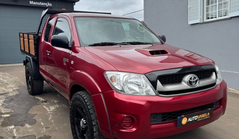 Toyota Hilux D-4D 4WD completo
