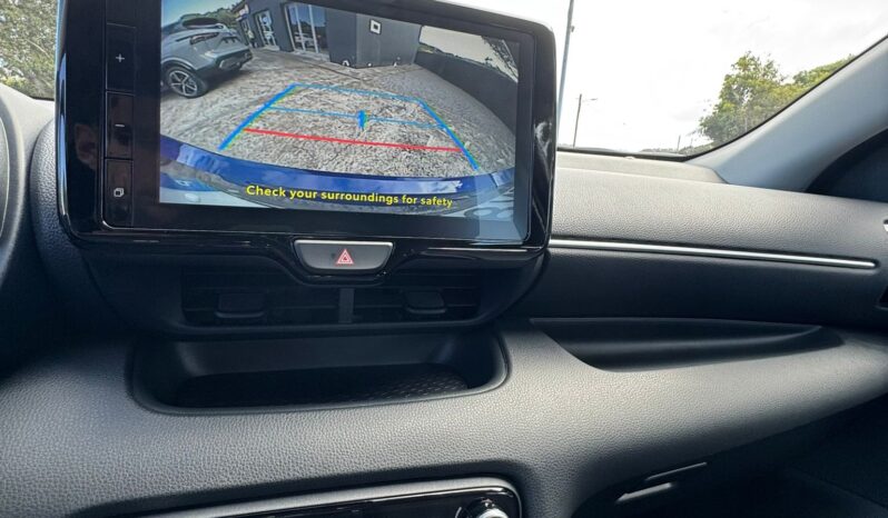 Toyota Yaris Exclusive 1.5 Hybrid completo