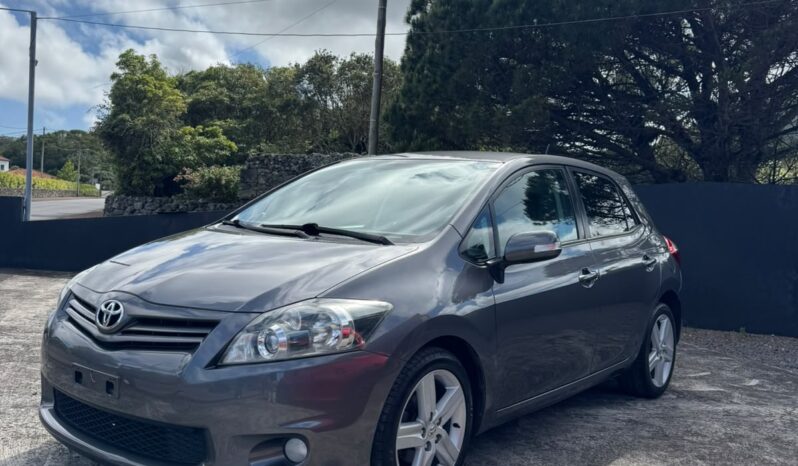 Toyota Auris D-4D Pack Sport completo