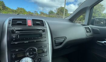 Toyota Auris D-4D Pack Sport completo